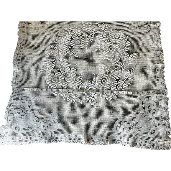 Handcrafted Crochet Tablecloth 36"x32" With Raised Wreath Design & Tatted Edges - Picture 6 of 15